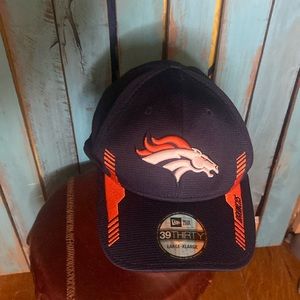 New Era 39 Fifty Denver Broncos hat size Large/XL blue orange white